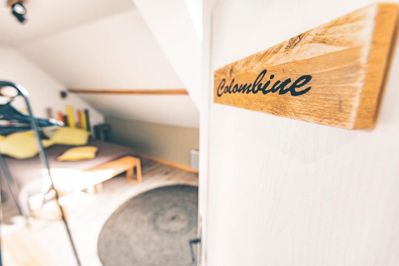 Chambres D'Hotes Les Colombes Montmort-Lucy エクステリア 写真