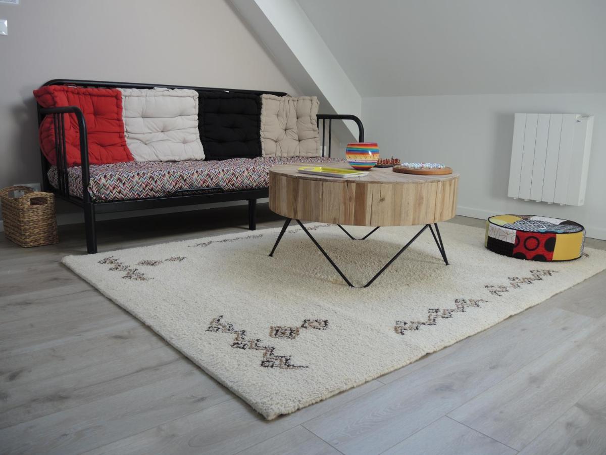 Chambres D'Hotes Les Colombes Montmort-Lucy エクステリア 写真